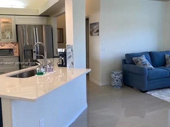 1076 Rotonda Cir, Rotonda West, FL 33947