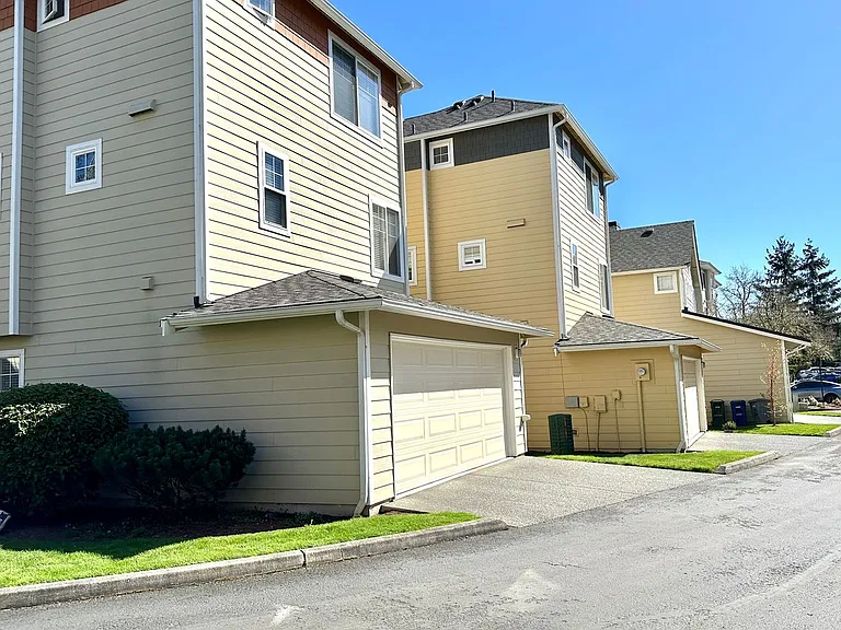 515 225th Pl NE #33 — Photo 27