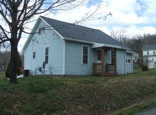 33029 Morrison Ln, New Matamoras, OH 45767