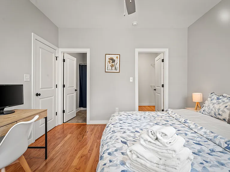 2511 Porter St #1 — Photo 5