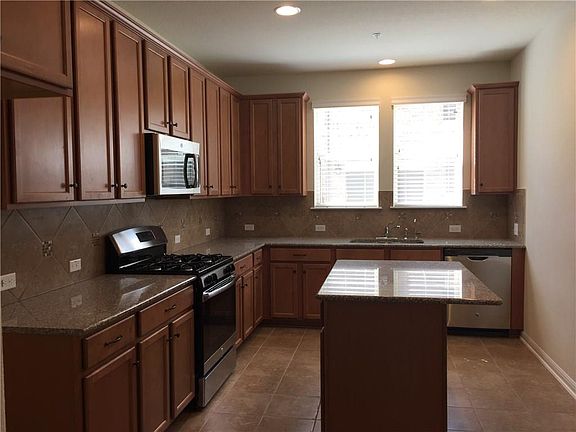5th image of 7220 Wyoming Springs Dr Unit 1102