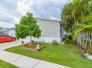 1818 Mango St NE, Palm Bay, FL 32905