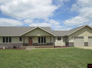 18540 510th Ave, Lake Crystal, MN 56055