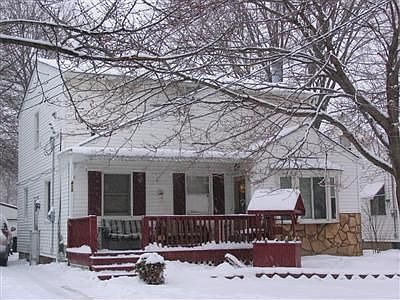 1st image of 413 Henry St
