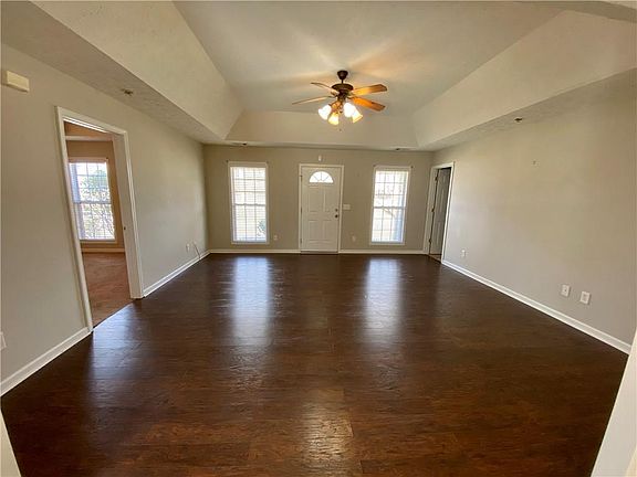 3rd image of 251 Lee Road 916