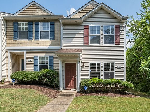 3rd image of 1014 Halifax Ln