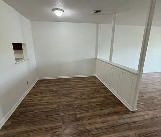 2113 Ottawa St #204C — Photo 9