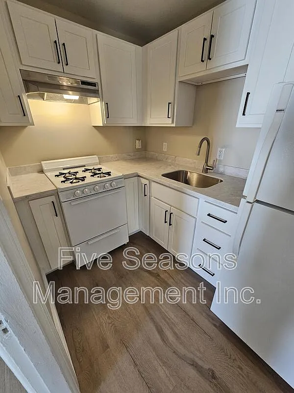 1 bed, 1.0 bath, 500 sqft, $1,500 — Photo 4