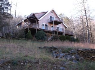 702 Dovers Branch Rd, Burnsville, NC 28714