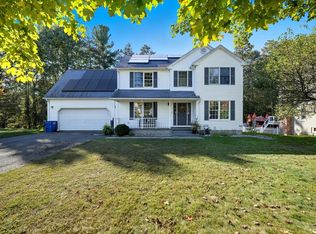 31 Woodland Ridge Rd, Southwick, MA 01077