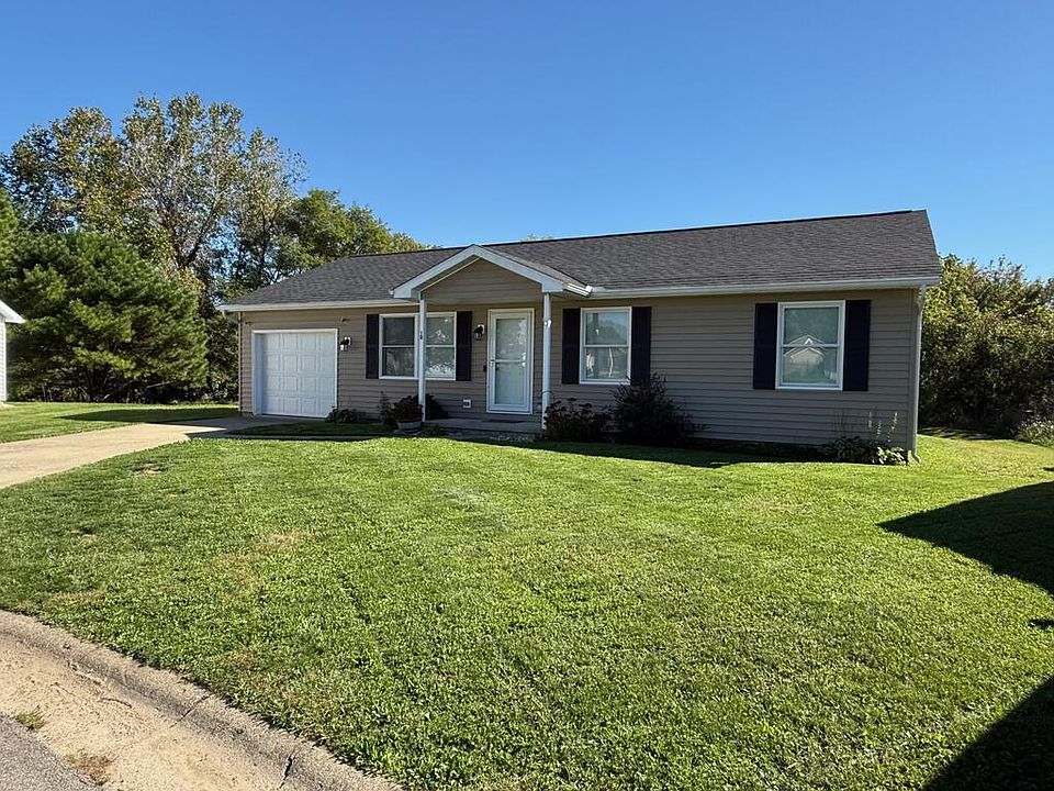 1st image of 10 Willow Creek Rd