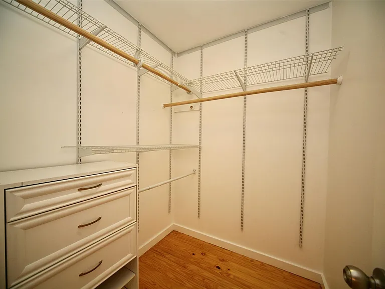 4343 Travis St #6 — Photo 9