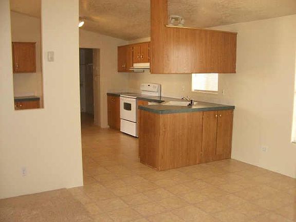 2nd image of 10428 E HORIZON Terrace