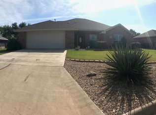 6005 Lyndhurst Dr, San Angelo, TX 76901
