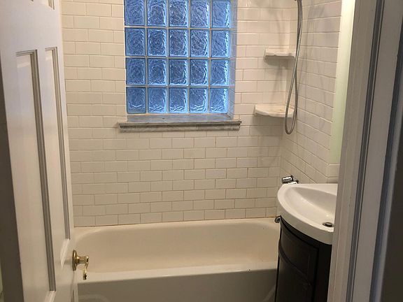 4th image of 2026 N Wood St