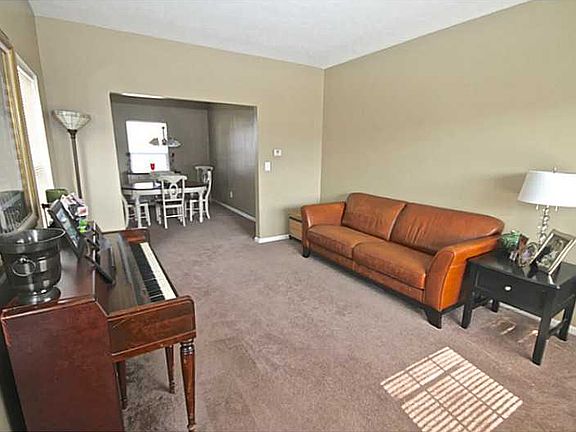 5th image of 11556 Stoeppelwerth Dr