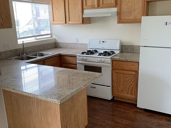 2nd image of 731 Janetwood Dr APT 6