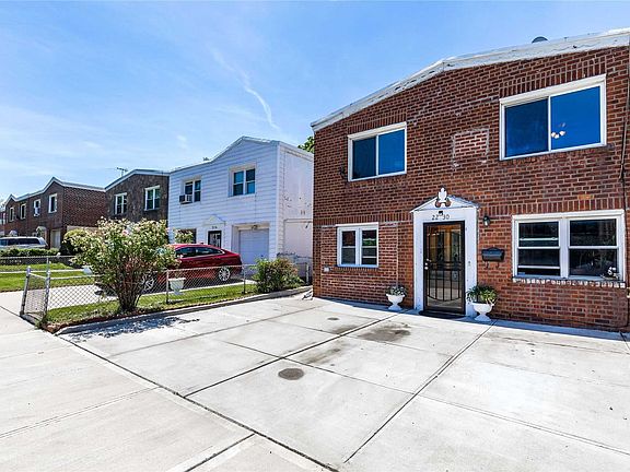 2nd image of 2230 92nd St