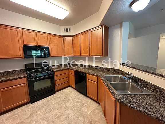 2nd image of 900 Moon Cir