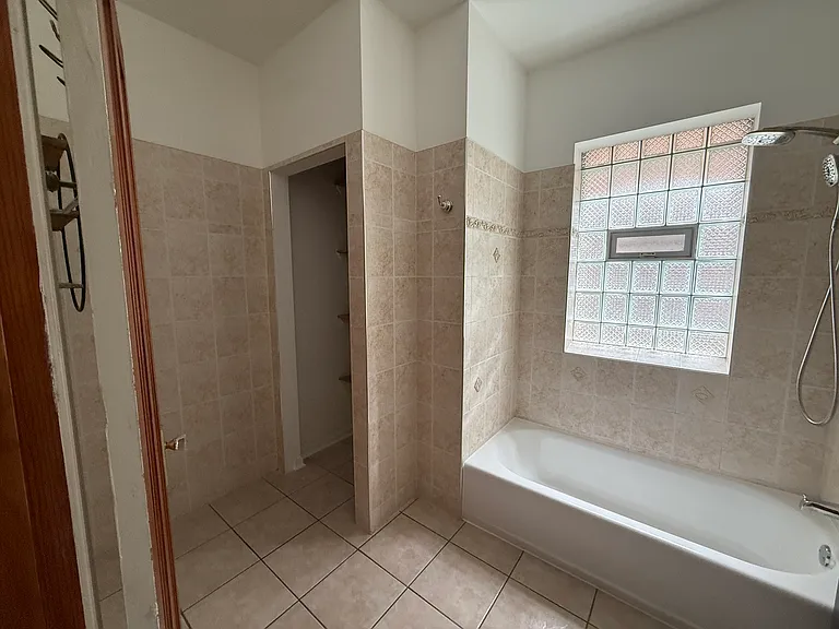 2252 N Laramie Ave #1 — Photo 13