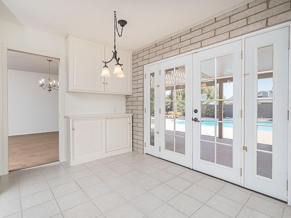 4th image of 315 W Campbell Ave