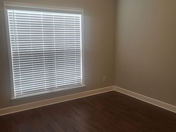 5th image of 5196 Carlton Ridge Cir