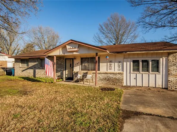 (undisclosed Address), Bentonville, AR 72712