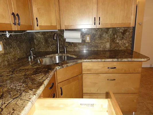 Rented by Peregrine Realty Group LLC | media 21