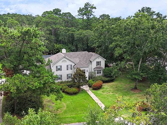 4th image of 769 Bear Creek Ct