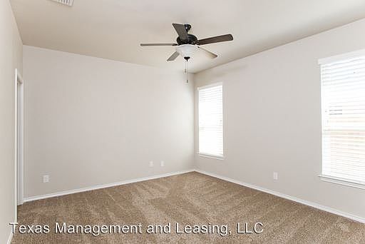 4th image of 3706 Vista Cove Dr