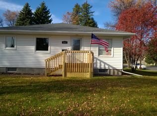 1621 6th Ave NW, East Grand Forks, MN 56721