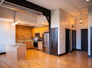 31 3rd St NE #202, Faribault, MN 55021