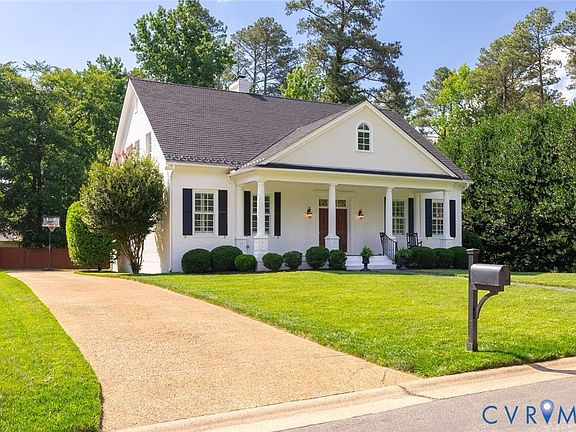 2nd image of 516 Gaslight Dr