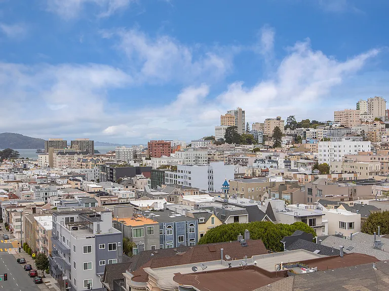 1700 Broadway Street — Photo 33