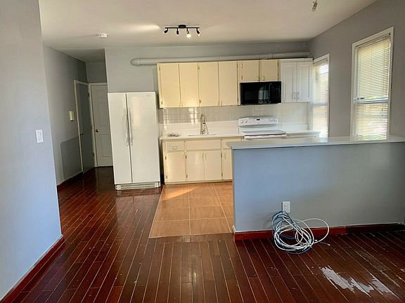 3rd image of 89-43 70th Ave #A