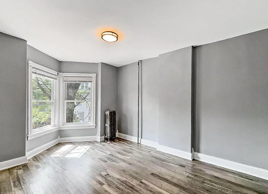 4 bed, 1542 sqft, $2,000 — Photo 1