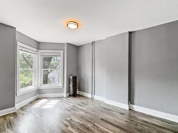 219 Jordan Dr, Allentown, PA 18102