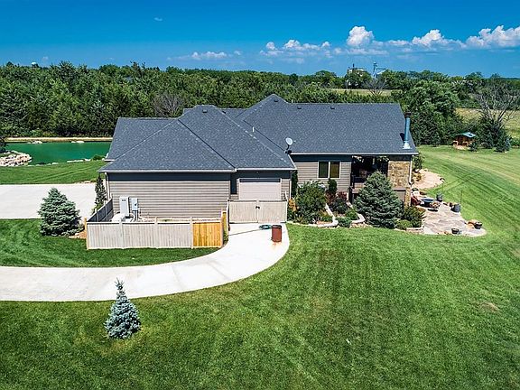 3rd image of 13680 S 150th Ct