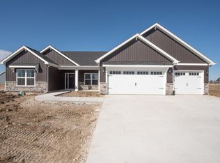 98 Hayloft Dr, West Lafayette, IN 47906