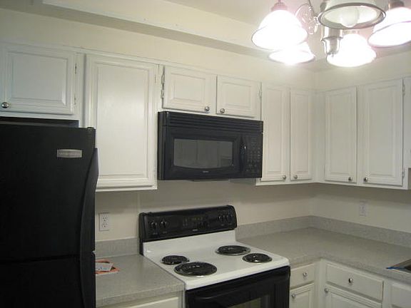 4th image of 10008 Stedwick Rd APT 102