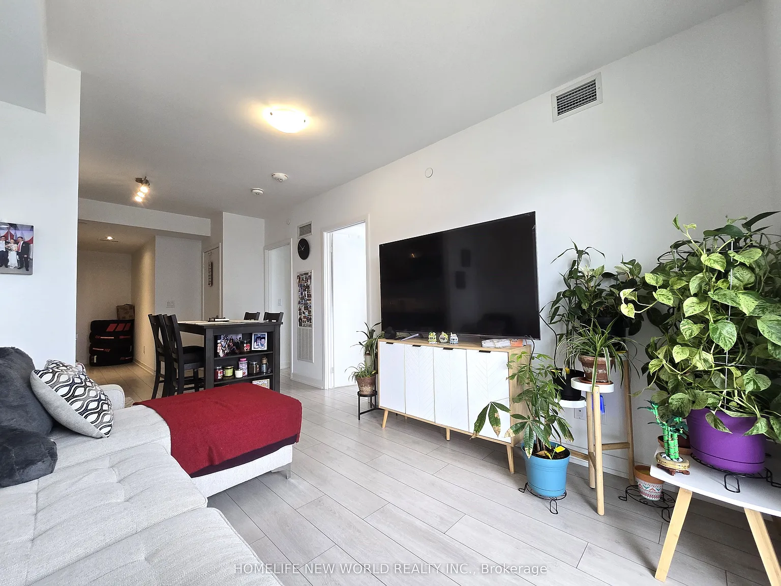 2 bed, $2,700 — Photo 2