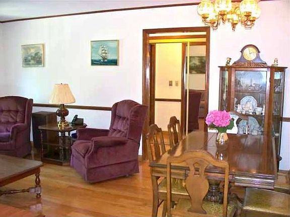 Living room/dining room.