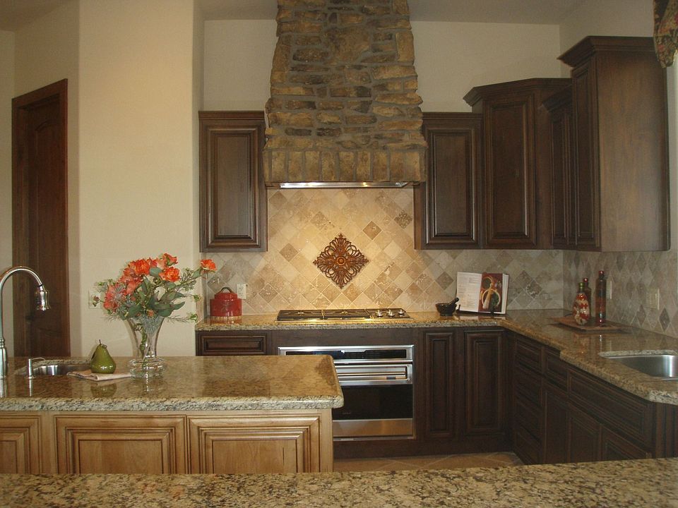 Large open kitchen perfect for a cozy breakfast for two or a family gathering.