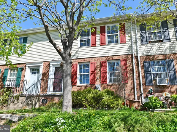 108 Waterford Ln, Winchester, VA 22602