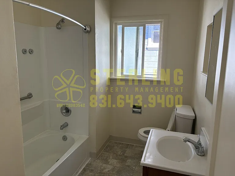 812 Park Avenue - Monterey — Photo 20