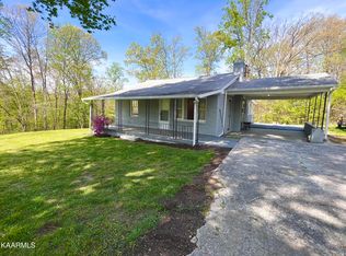 806 Coward Rd, Clinton, TN 37716