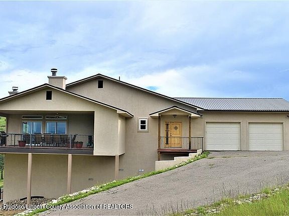 3rd image of 126 Deer Valley Dr