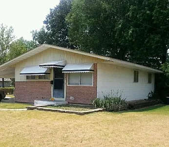 10261 Valley Dr photo 1