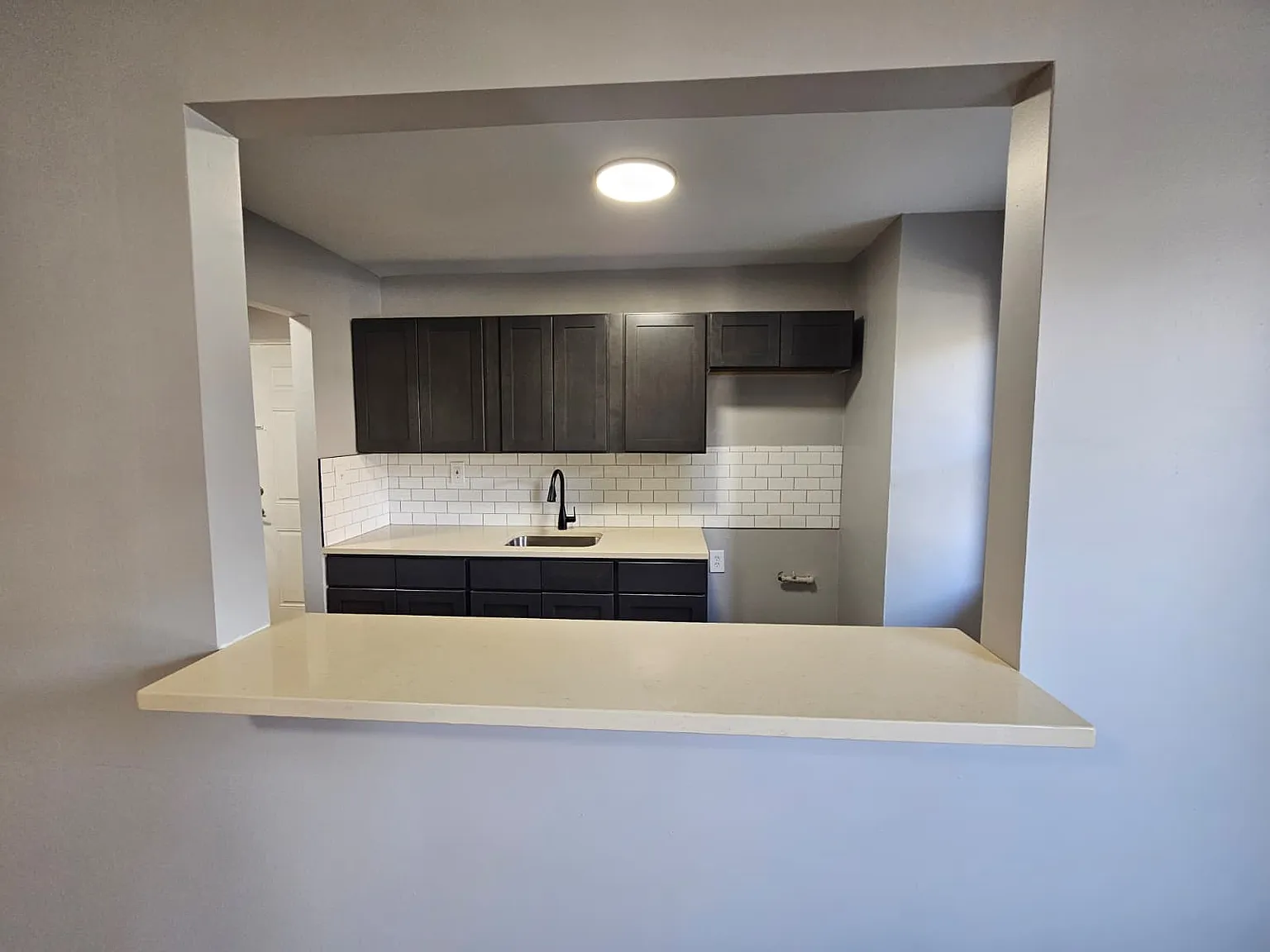 1 bed, 800 sqft, $1,750 — Photo 2