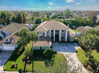 770 Sand Pine Dr NE, Saint Petersburg, FL 33703